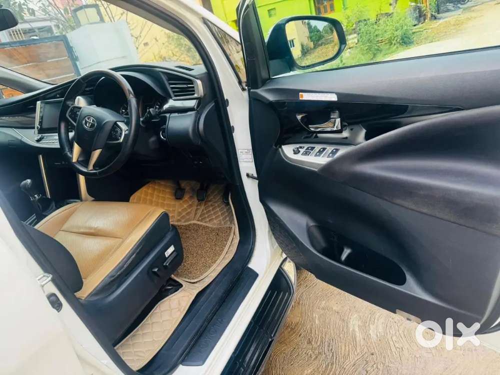 Toyota Innova Crysta 2021 Diesel 152000 Km Driven