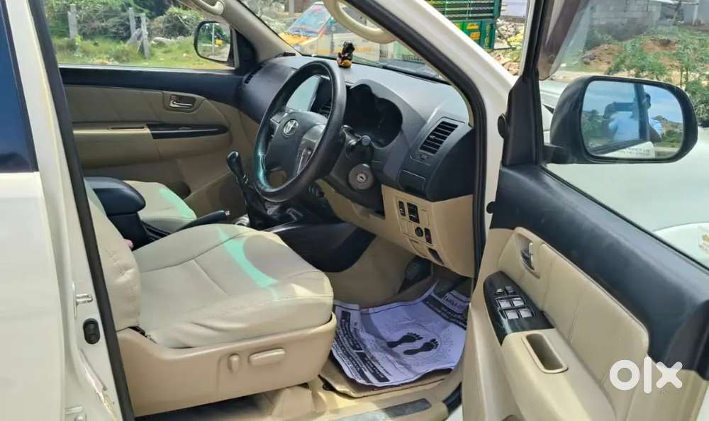 Toyota Fortuner (trd)