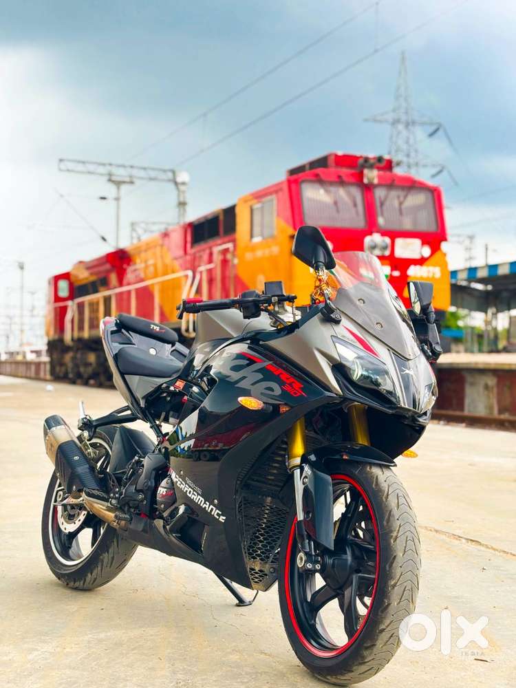 TVS RR 310 (2021) BMW Engine Akrapovic Exhaust Motorcycles