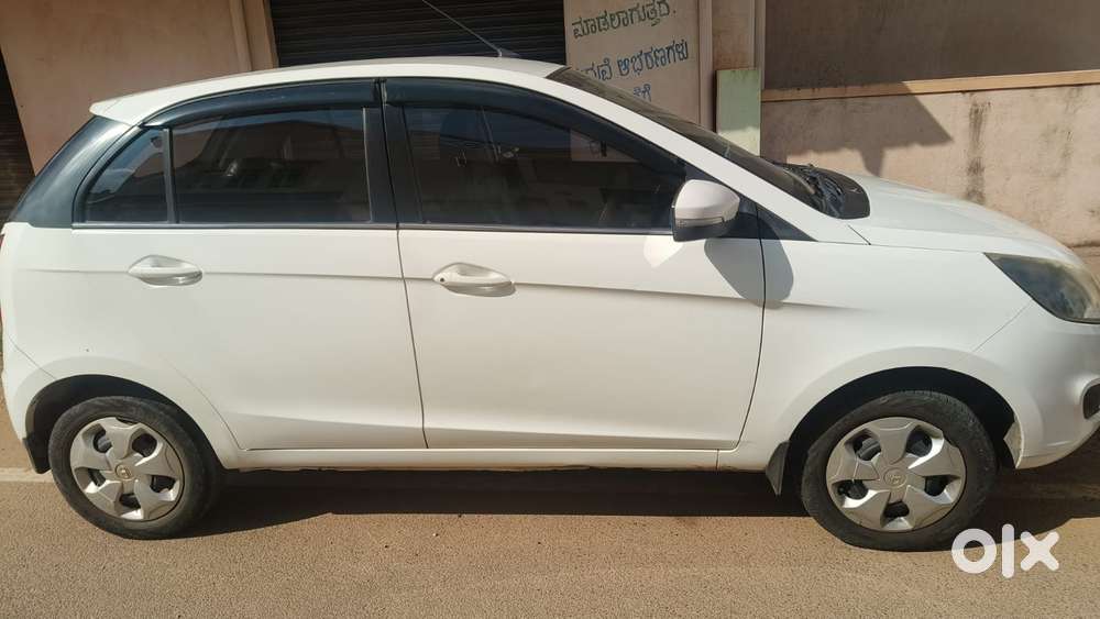 Tata Bolt Revotron Xm, 2017, Petrol