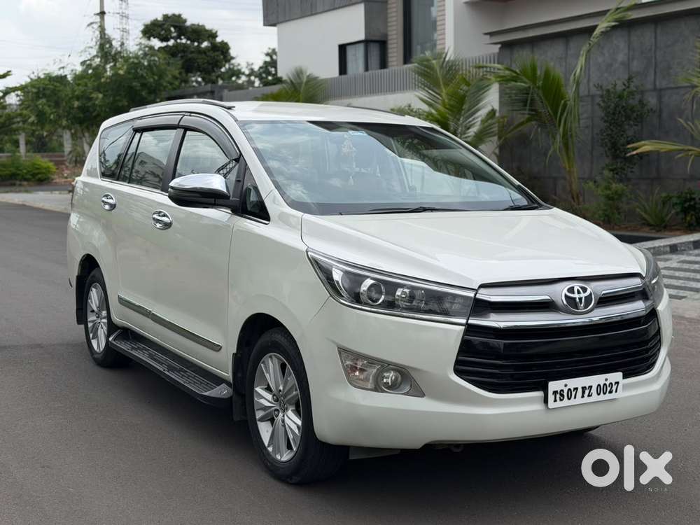 Toyota Innova Crysta 2.8z Automatic, 2018, Diesel