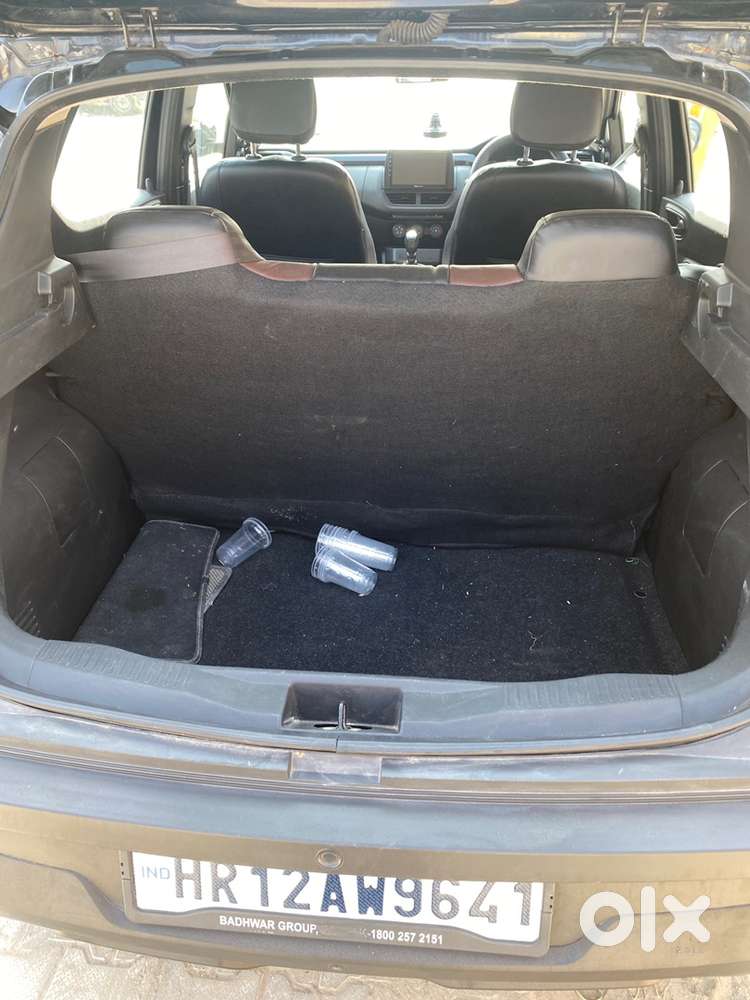 Renault Kiger 2025 Petrol 7000 Km Driven