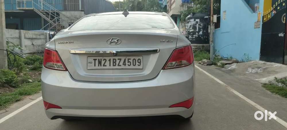 Hyundai Fluidic Verna 2016 Petrol 64000 Km Driven