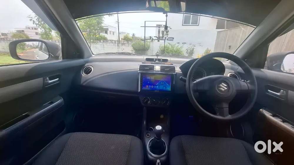 Maruthi Suzuki Swift Vxi