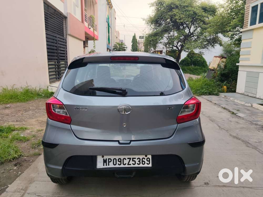 Tata Tiago Xz Opt, 2018, Petrol