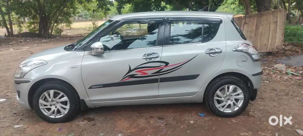Maruti Suzuki Swift 2013 Petrol 37890 Km Driven