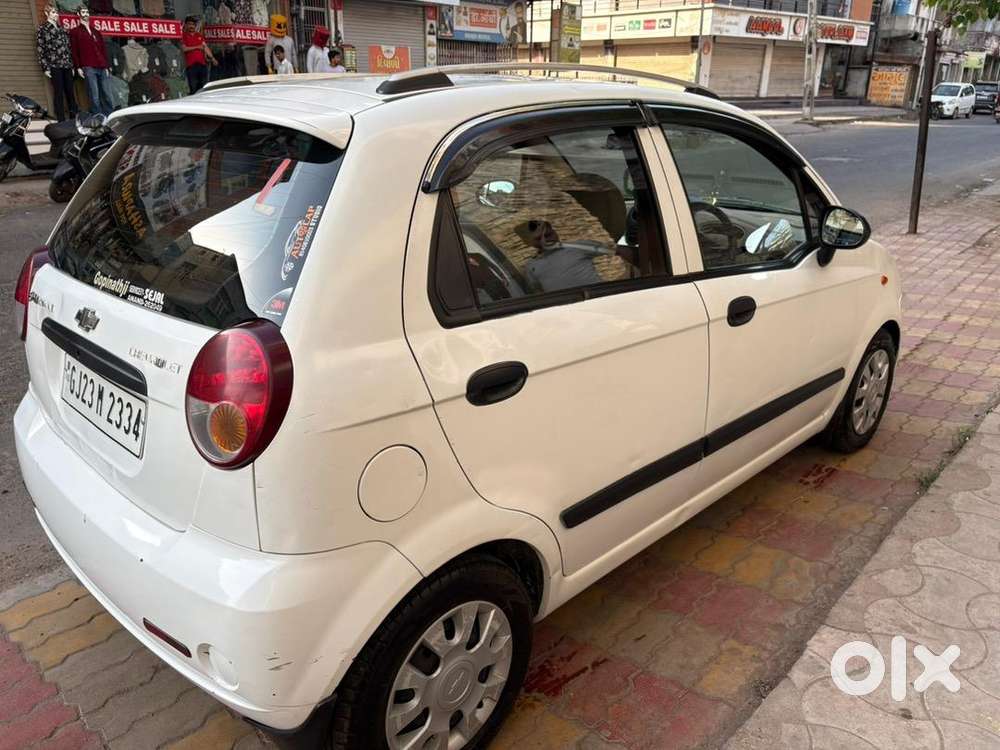 Chevrolet Spark 2011 Petrol 61000 Km Driven