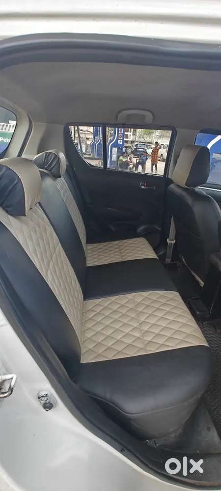 Maruti Suzuki Swift 2012