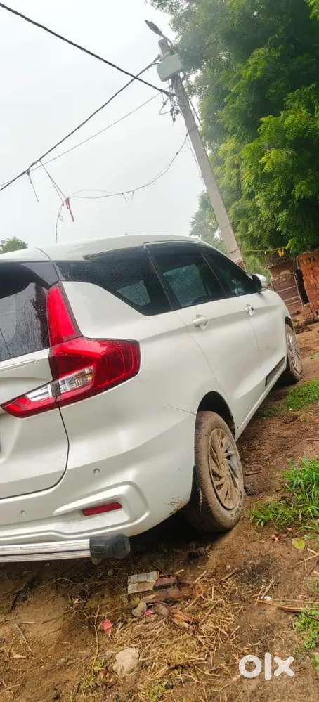 Maruti Suzuki Ertiga Vxi Cng 2026