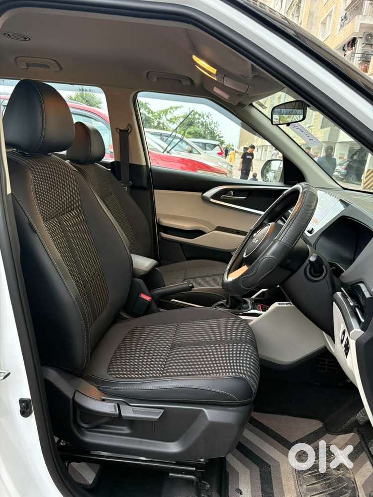 Kia Carens 1.5 Prestige 7 Str, 2024, Petrol