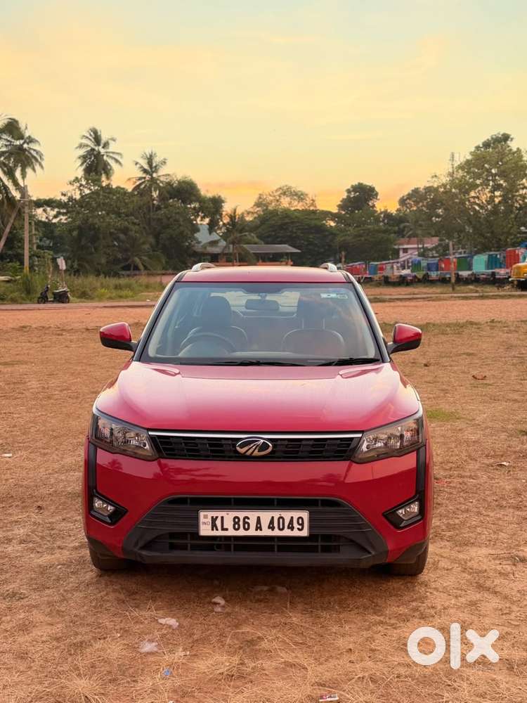 Mahindra Xuv300 W4, 2022, Petrol
