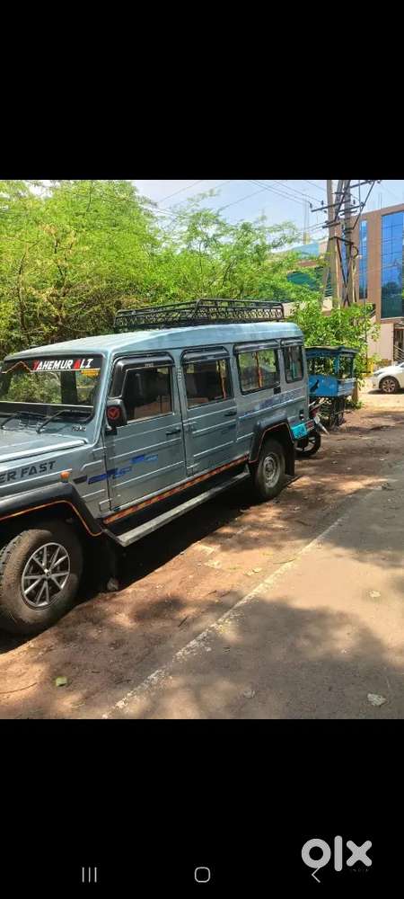 Force Motors Trax Cruiser 2004