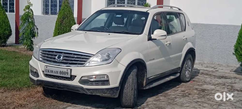 Mahindra Rexton 2014 Diesel 120 Km Driven