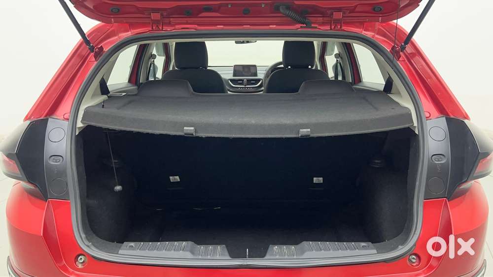 Tata Altroz 1.2 Xm Plus, 2022, Petrol