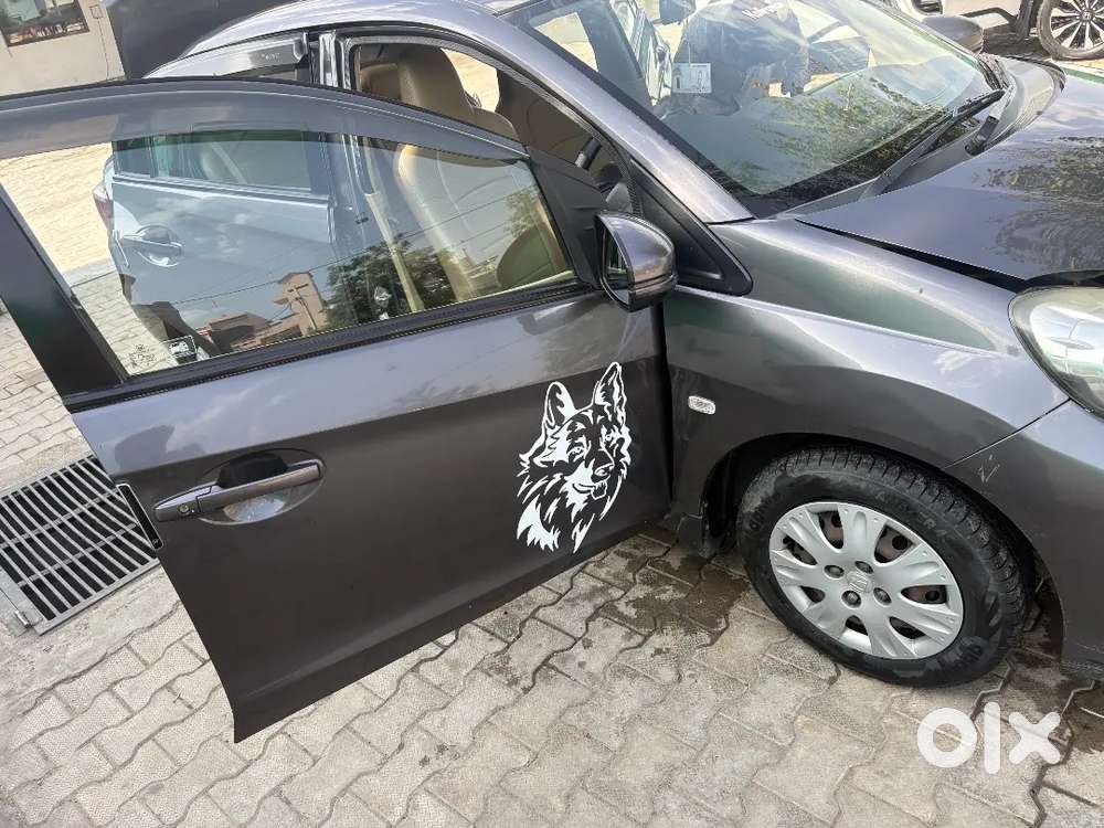 2018 Honda Amaze S ( Pride Edition)petrol Manual