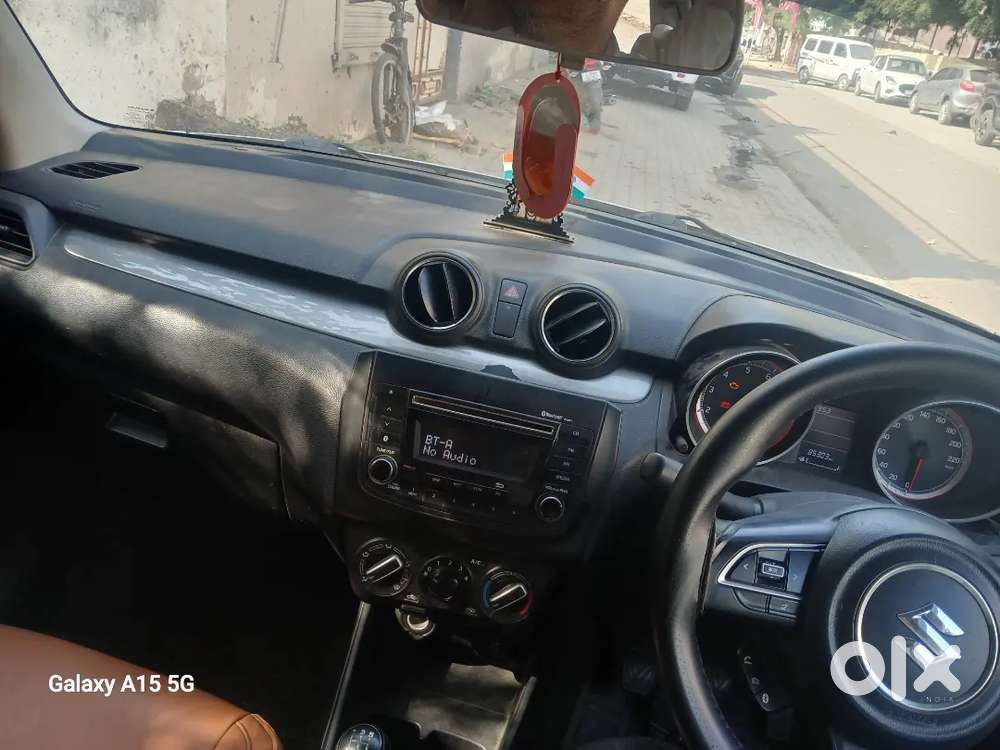 Maruti Suzuki Swift Vxi 2021