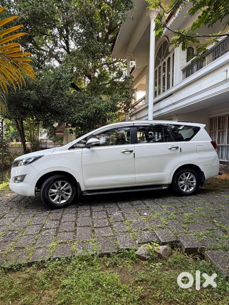 2019 Toyota Innova Crysta