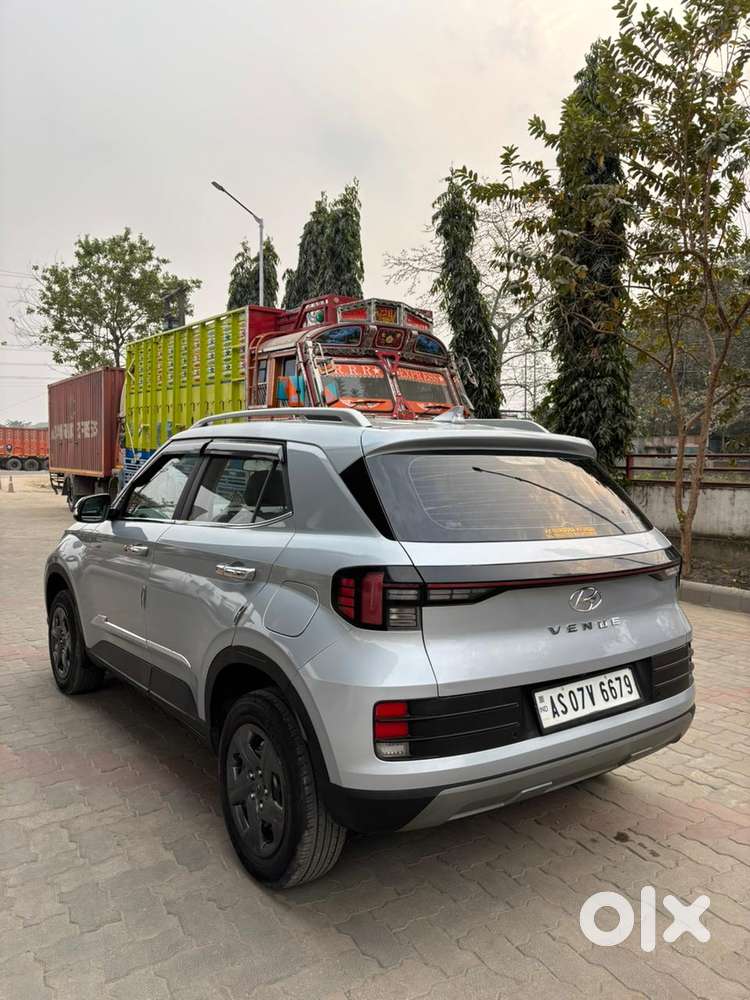 Hyundai Venue 1.2 S (o), 2023, Petrol