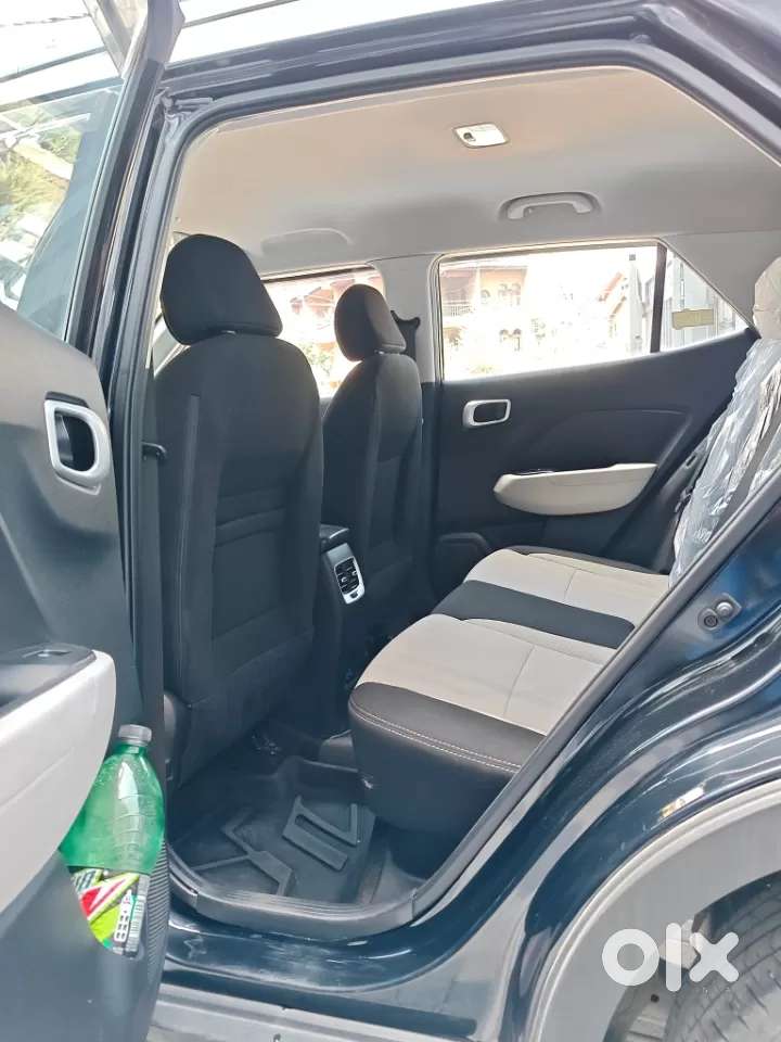 Hyundai Venue S 1.2 Petrol, 2024, Petrol