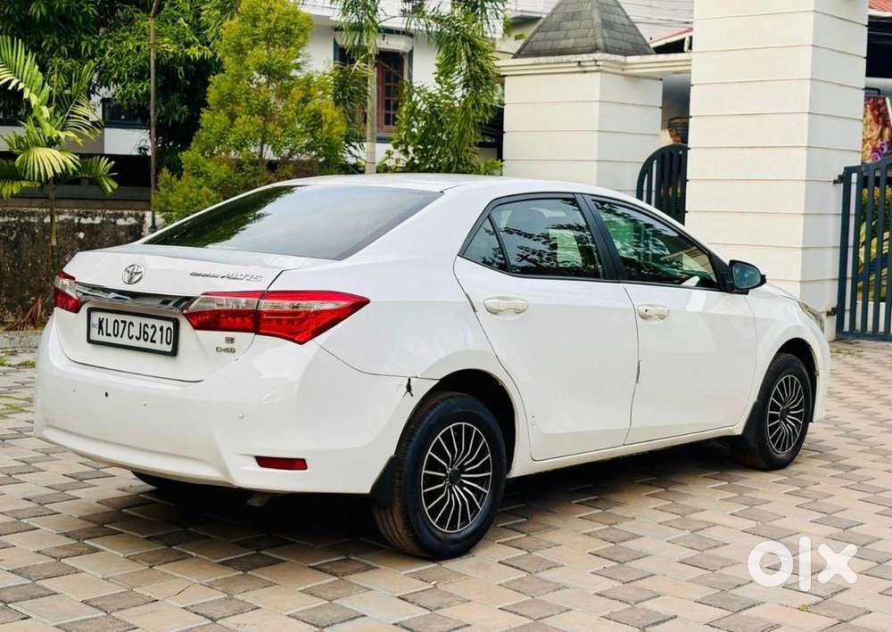 Toyota Corolla Altis 2016