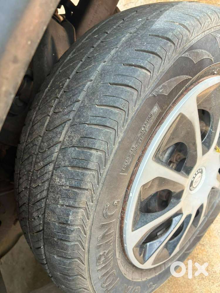 Toyota Qualis 2004 Diesel Well Maintained