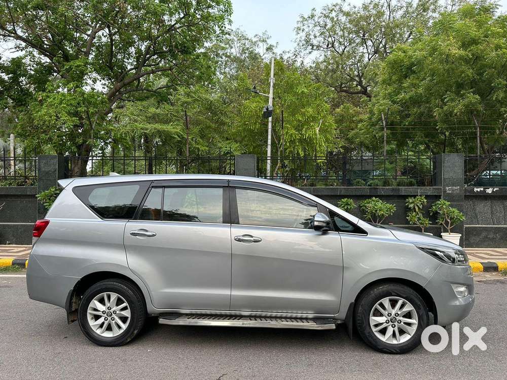 Toyota Innova Crysta