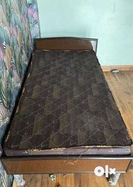 Single bed deals second hand olx