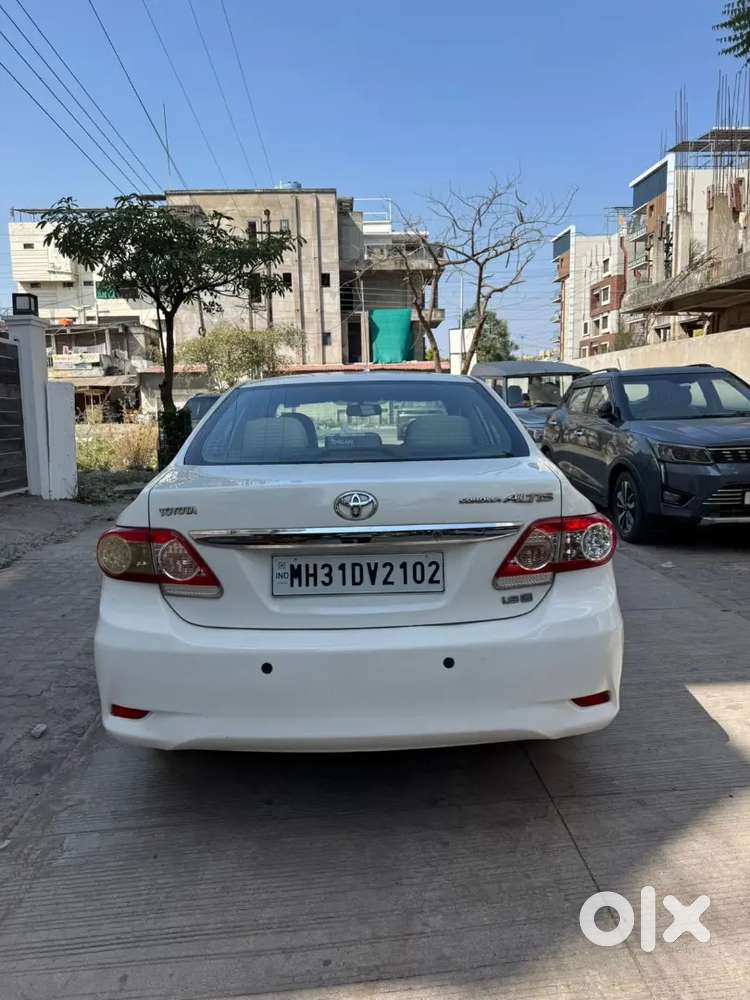 Toyota Corolla Altis 2011