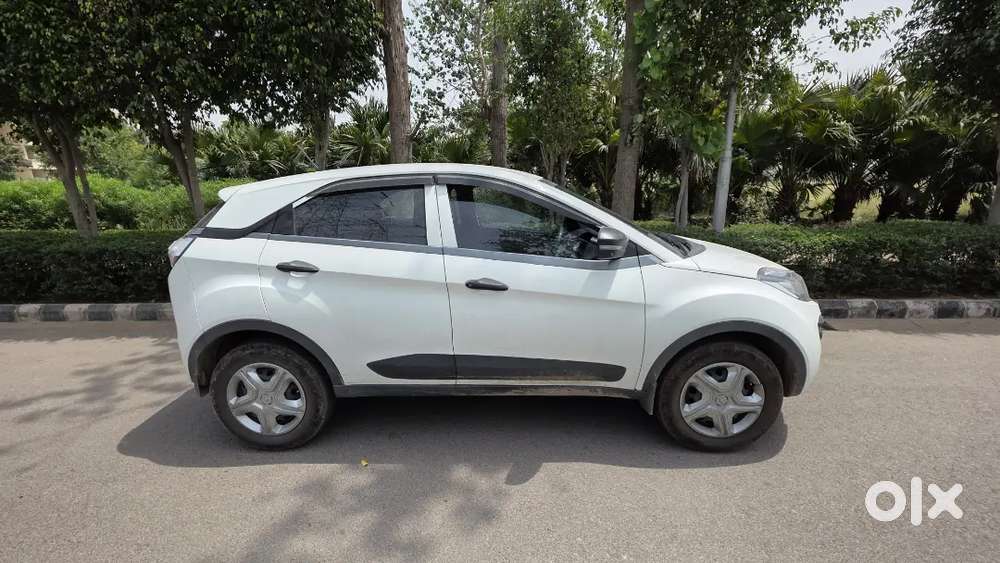 Tata Nexon 2019 Petrol Army Person Well Maintained