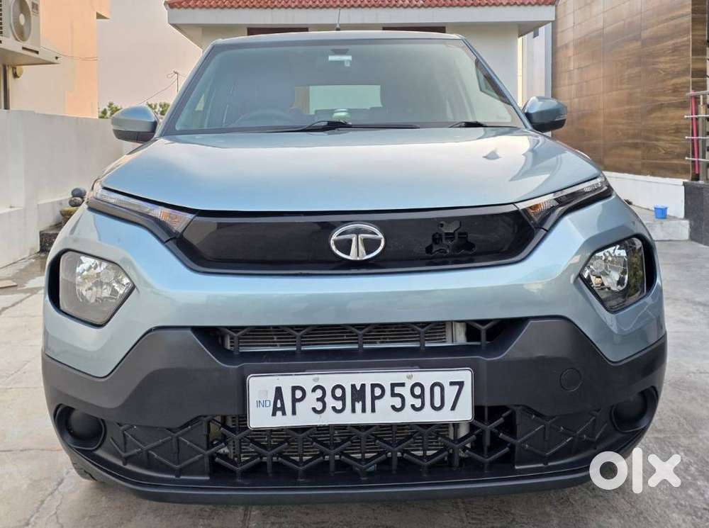 Tata Punch 1.2 Revotron Adventure Camo, 2022, Petrol