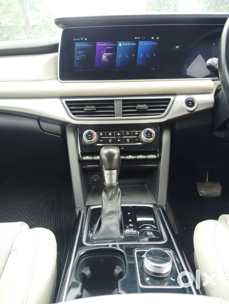 Mahindra Xuv700 2.2 Ax 7 Diesel At Luxury Pack Str Awd, 2022, Diesel