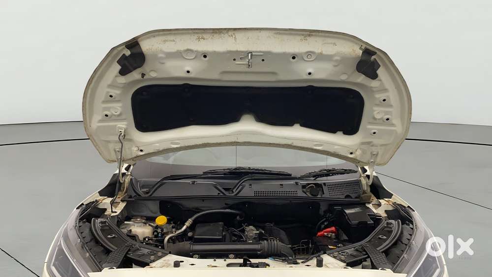 Nissan Magnite 1.0 Xv Premium Dual Tone, 2021, Petrol