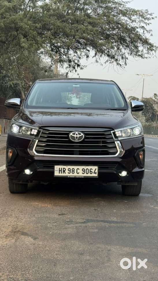 Toyota Innova Crysta