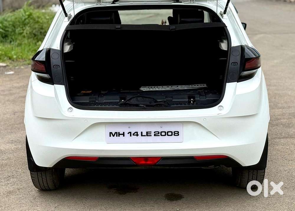 Tata Altroz Xz Plus (s) Icng, 2023, Cng & Hybrids