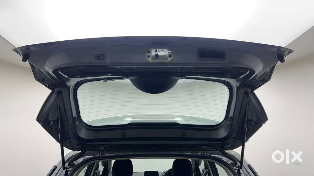 Tata Nexon 1.2 Revotron Xza Plus (o) Dual Tone, 2020, Petrol