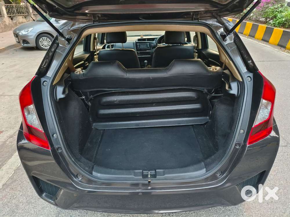 Honda Jazz V Automatic, 2016, Petrol