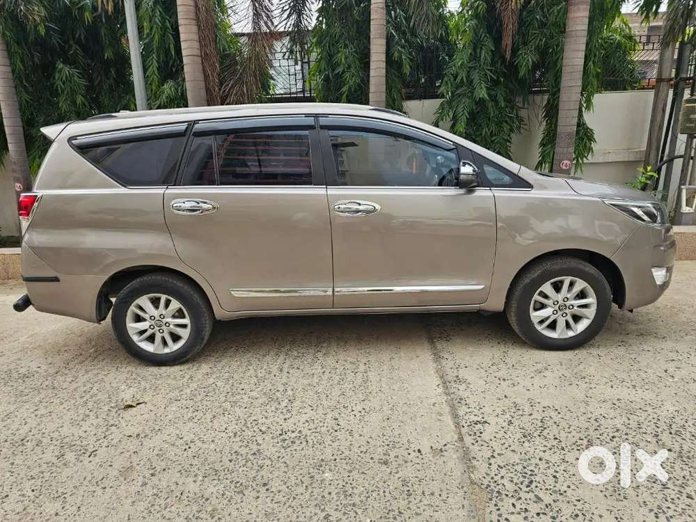 Toyota Innova Crysta Diesel Manual 2016