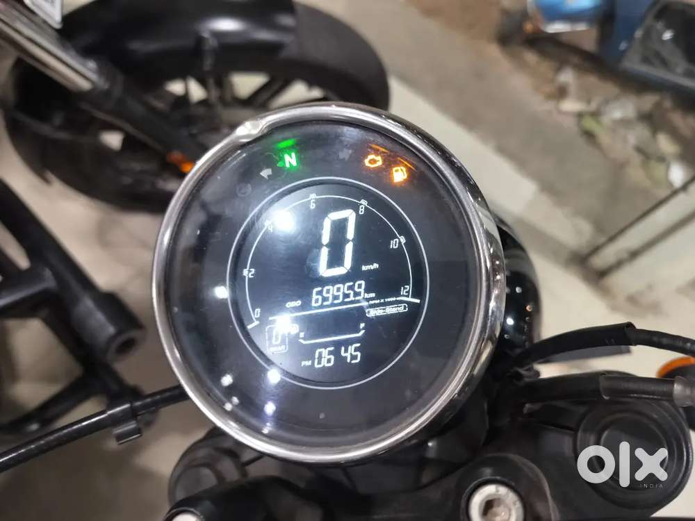 Jawa 42model gorgeous look excellent condition Down payment 50000