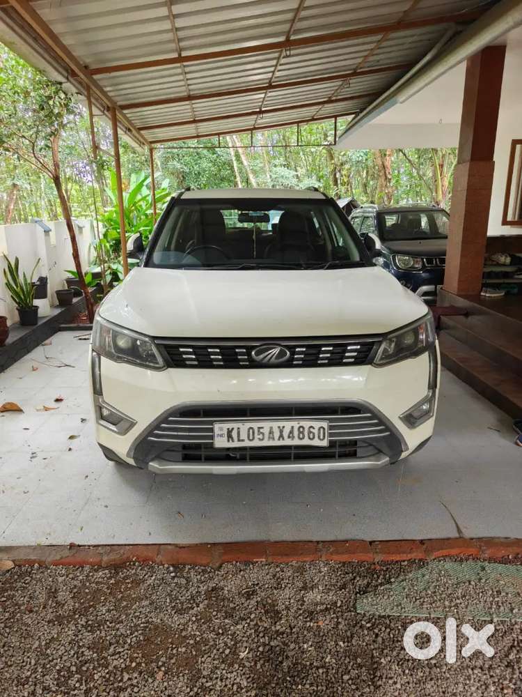 Mahindra Xuv300 2021 W8