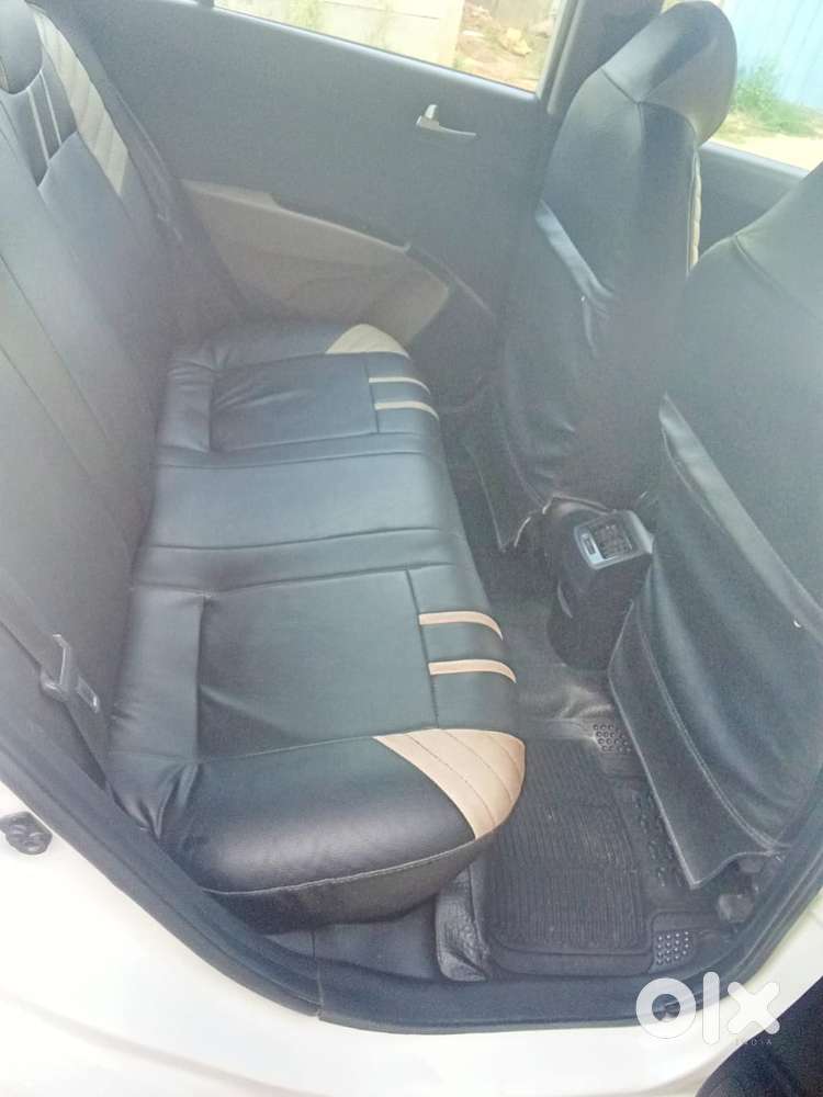 Hyundai Grand I10 Sportz, 2016, Petrol