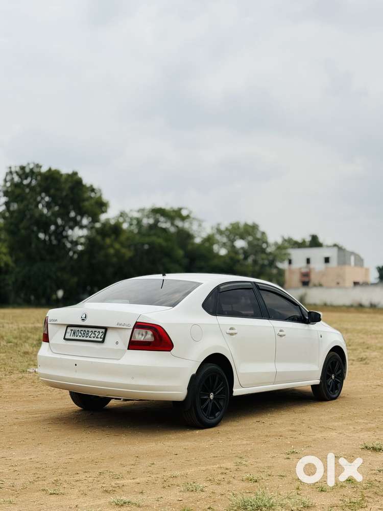 Skoda Rapid 1.5 Tdi At Style, 2015, Diesel