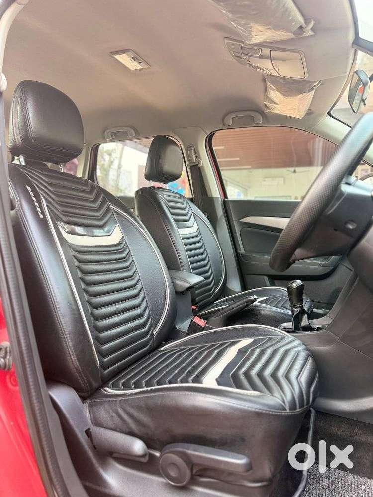 Maruti Suzuki Brezza Zdi+ Dual Tone, 2017, Diesel