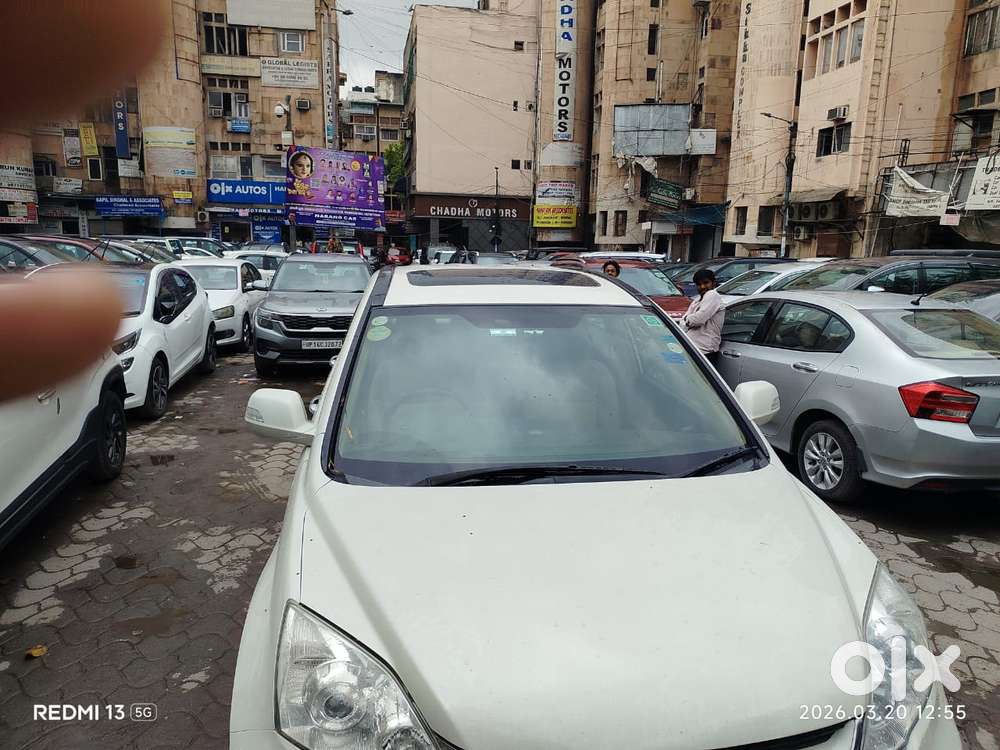 Maruti Suzuki Brezza 1.5 Vxi Cng, 2025, Cng & Hybrids