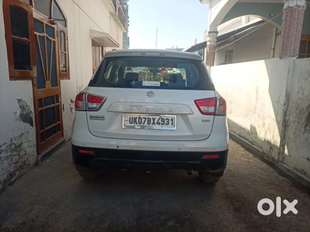 Maruti Suzuki Brezza 2017 Diesel 101000 Km Driven Mint Condition