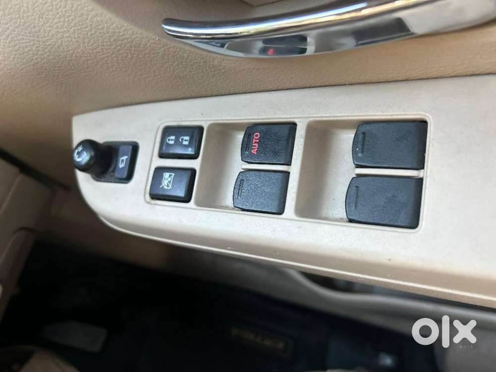 Maruti Suzuki Ertiga Zxi At Shvs, 2025, Petrol