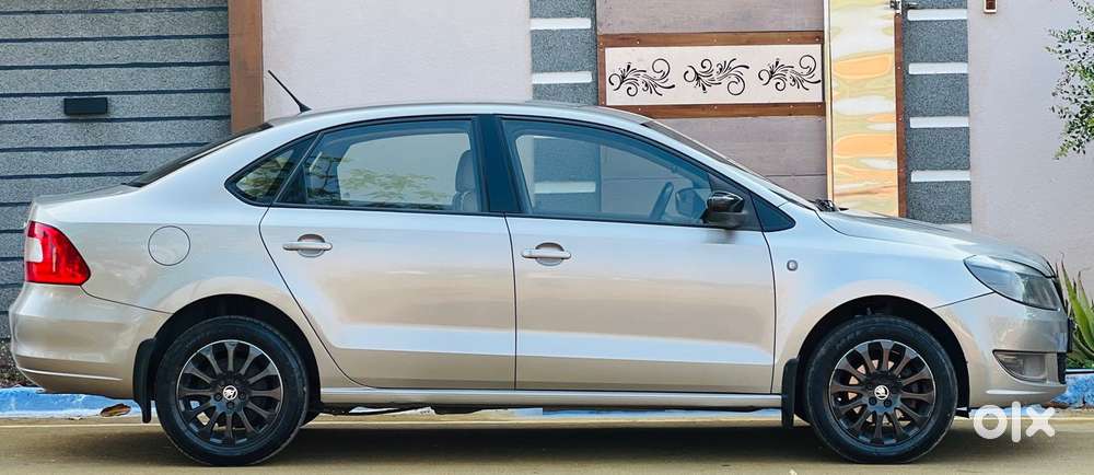 Skoda Rapid 1.5 Tdi Cr Elegance Plus, 2015, Diesel