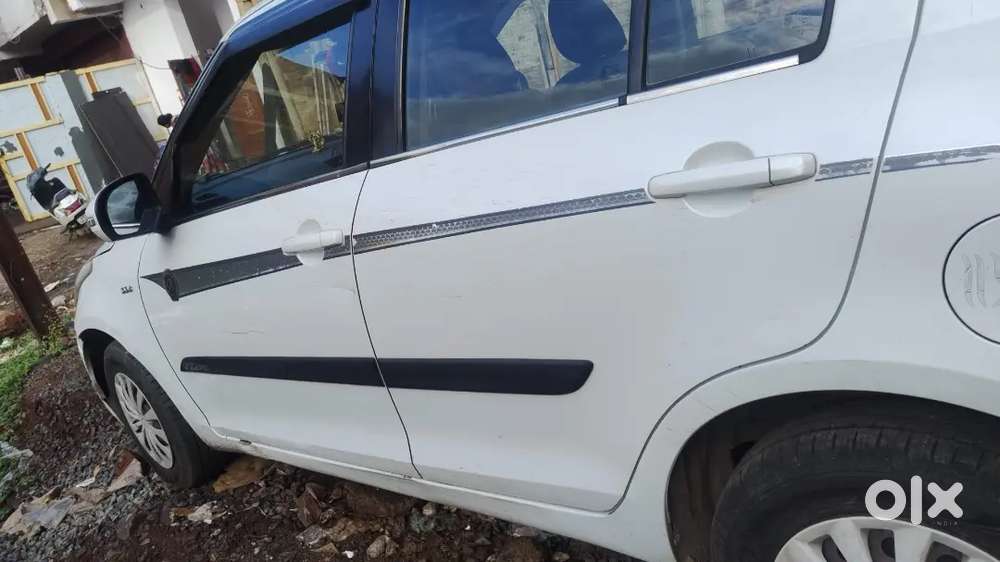 Maruti Suzuki Dzire 2017 Diesel 180000 Km Driven