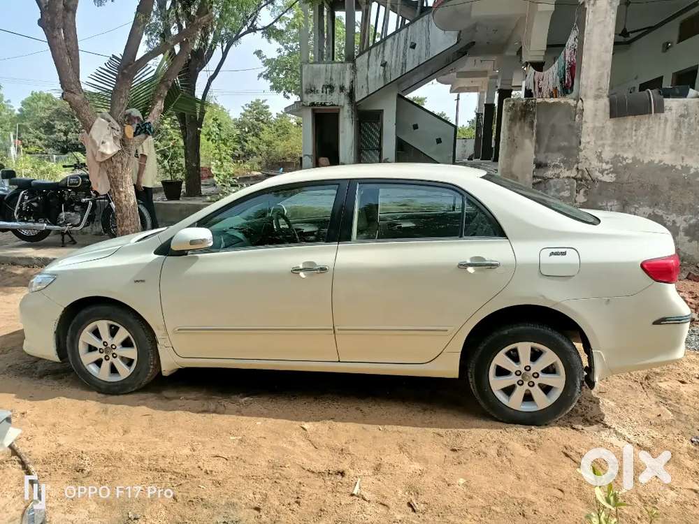 Toyota Corolla Altis 2010 Petrol
