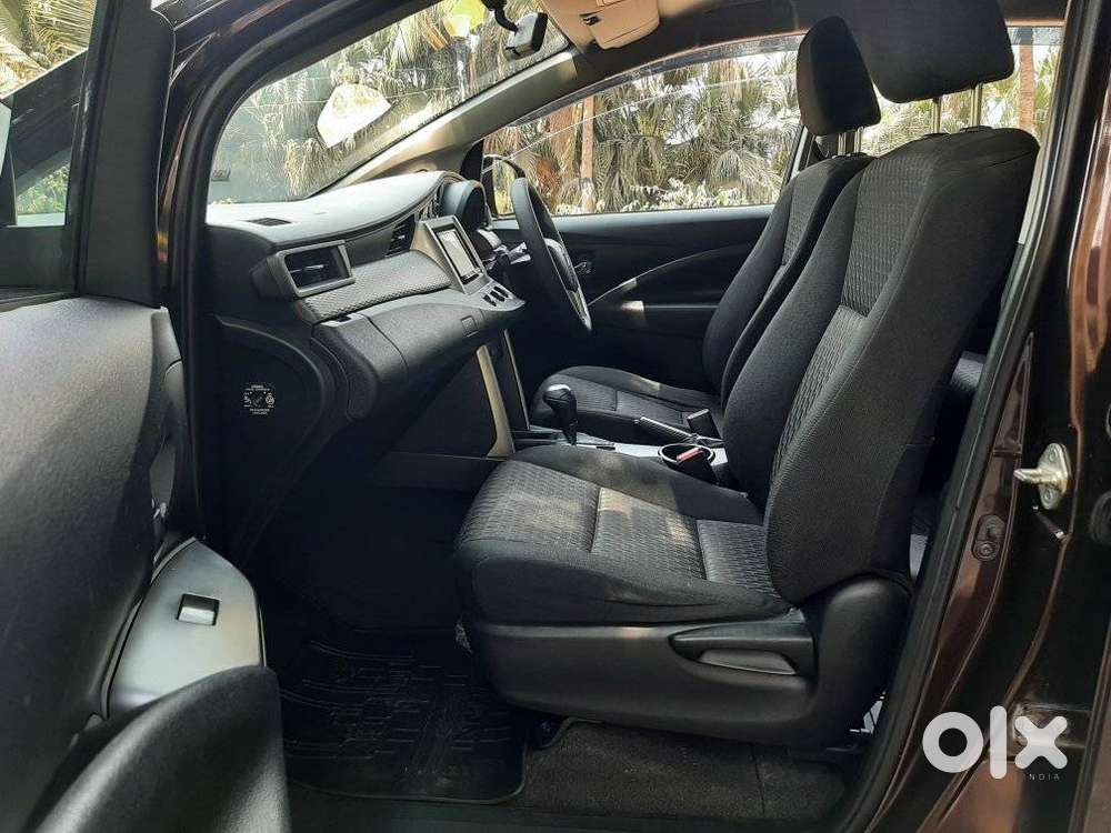 Toyota Innova Crysta 2.8 Gx At 7 Str, 2017, Diesel