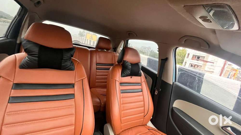 Volkswagen Polo 2011 Diesel 130000 Km Driven